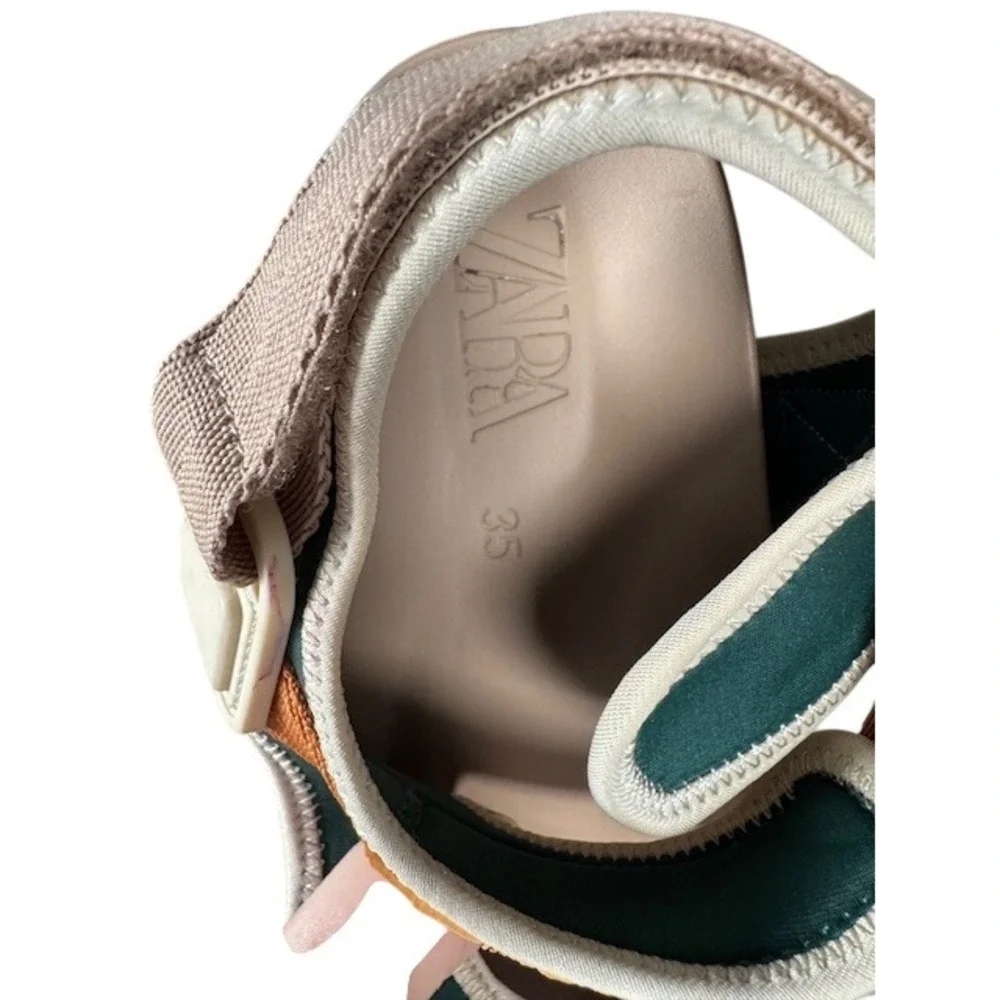 ZARA Kids Multi Color Strap Sporty Sandals‎ Size 3.5/euro 35